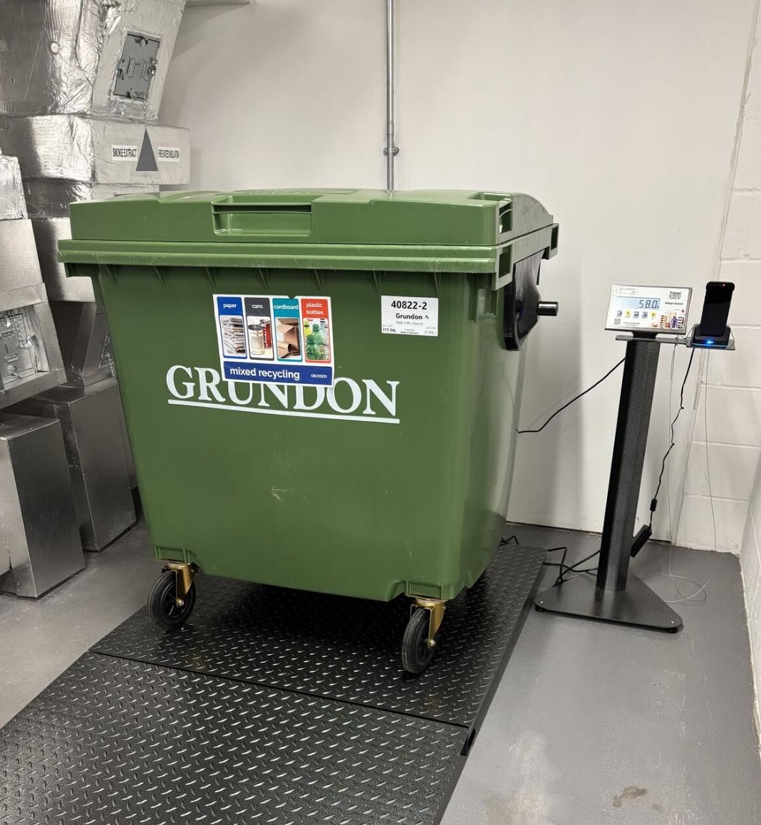 Large commercial bin on an industrial scale for bulk tracking